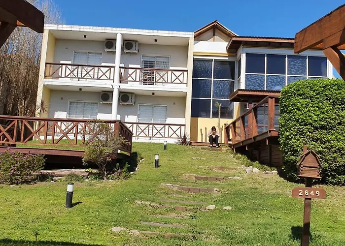 Hosteria Nirvana Villa Gesell